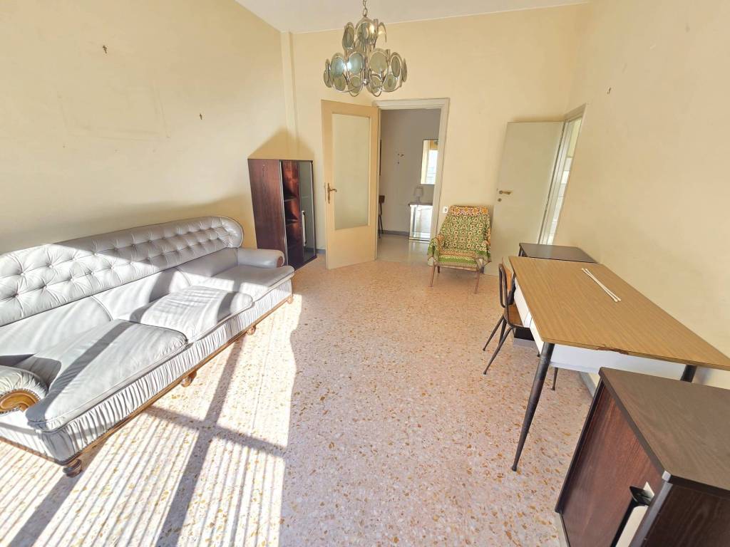 appartamento in vendita a Roma in zona Don Bosco