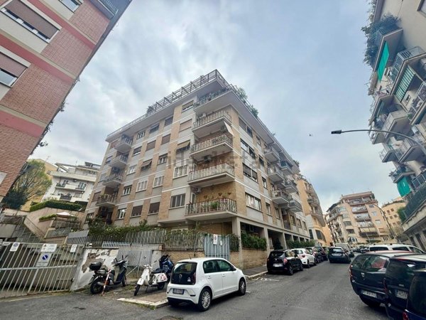 appartamento in vendita a Roma in zona Ponte Mammolo