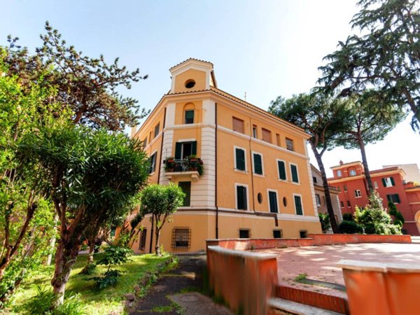 appartamento in vendita a Roma in zona Nomentano