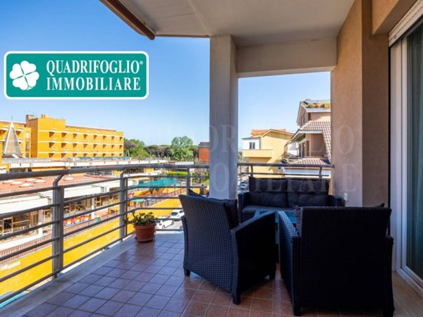 appartamento in vendita a Roma in zona Castel Fusano