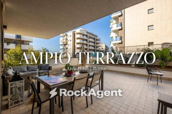 appartamento in vendita a Roma in zona Ardeatino