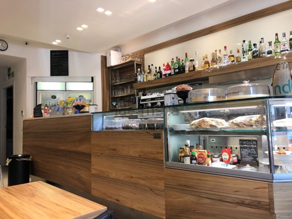 negozio in vendita a Roma in zona Ostiense