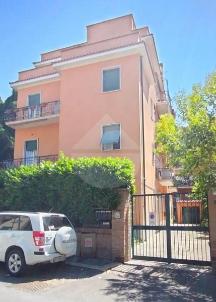 casa indipendente in vendita a Roma in zona Trionfale