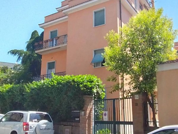 appartamento in vendita a Roma in zona Trionfale