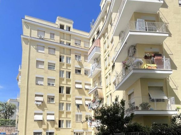 appartamento in vendita a Roma in zona Tuscolano