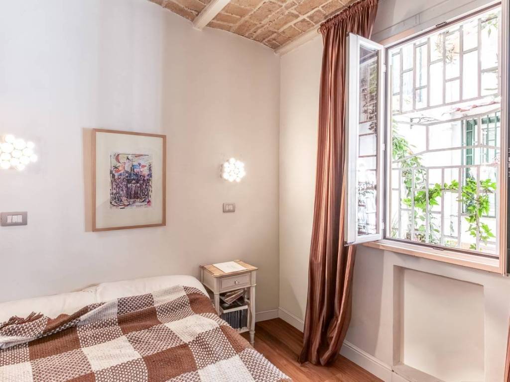 appartamento in vendita a Roma in zona Rione Monti/Campitelli