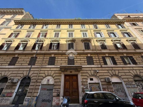 appartamento in vendita a Roma in zona Esquilino
