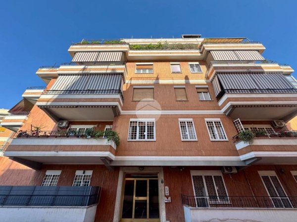 appartamento in vendita a Roma in zona Portuense
