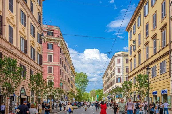 appartamento in vendita a Roma in zona Rione Prati