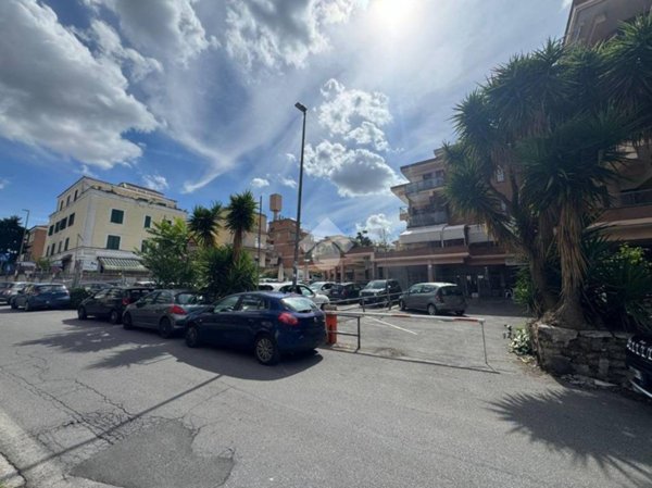 negozio in vendita a Roma in zona Aurelio