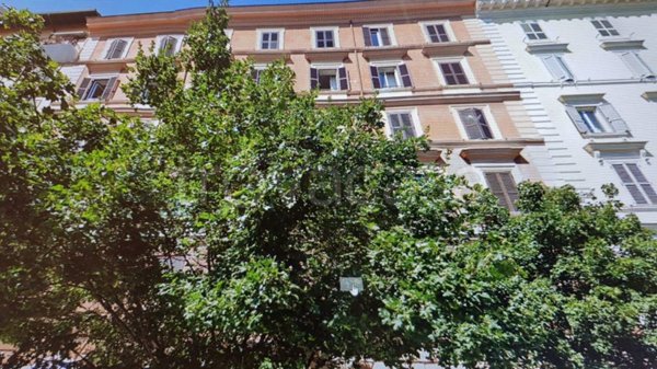 appartamento in vendita a Roma in zona Trastevere