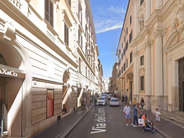 negozio in vendita a Roma in zona Campo Marzio