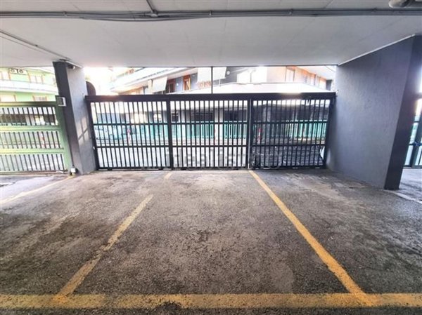 casa semindipendente in vendita a Roma in zona Cinecittà