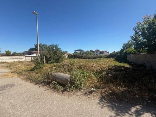 terreno agricolo in vendita a Roma in zona Infernetto