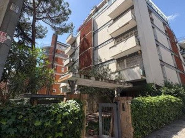 appartamento in vendita a Roma in zona Della Vittoria