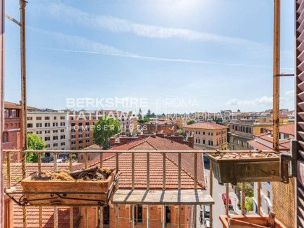 appartamento in vendita a Roma in zona Ludovisi/Sallustiano