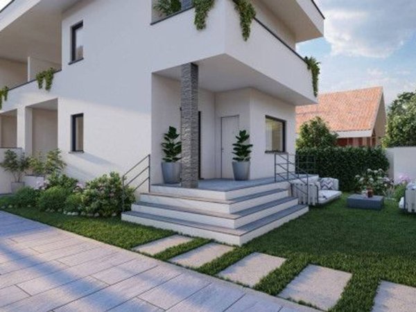 casa indipendente in vendita a Roma in zona Acilia