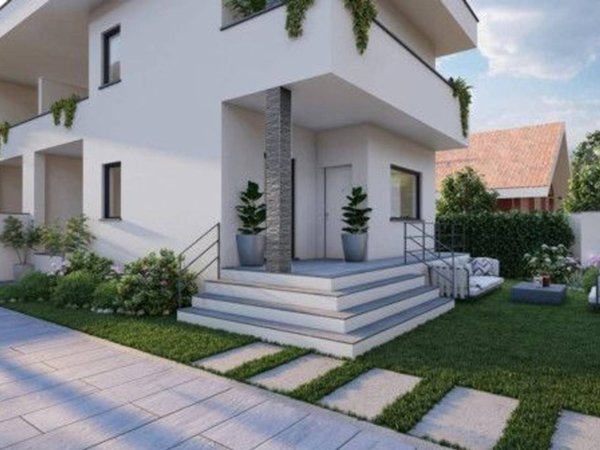 casa indipendente in vendita a Roma in zona Acilia