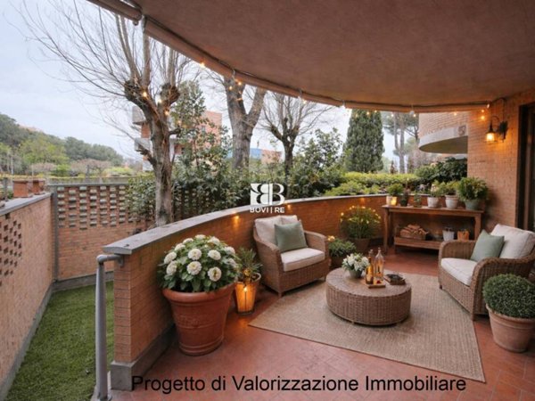 appartamento in vendita a Roma in zona Ardeatino