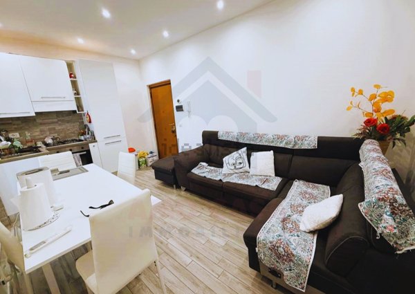 appartamento in vendita a Roma in zona Portuense