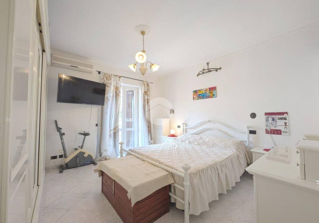 appartamento in vendita a Roma in zona Casal Morena