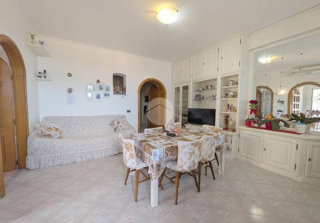 appartamento in vendita a Roma in zona Casal Morena