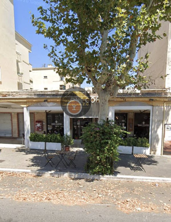 locale commerciale in vendita a Roma in zona Collatino