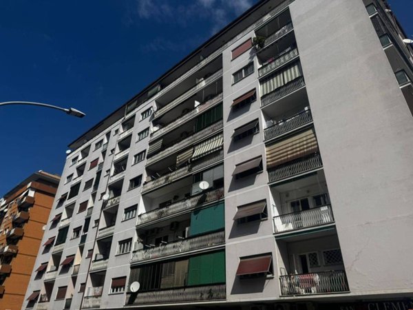 appartamento in vendita a Roma in zona Cinecittà