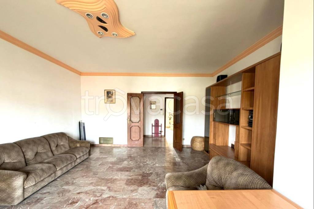 appartamento in vendita a Roma in zona Massimina/Casal Lumbroso