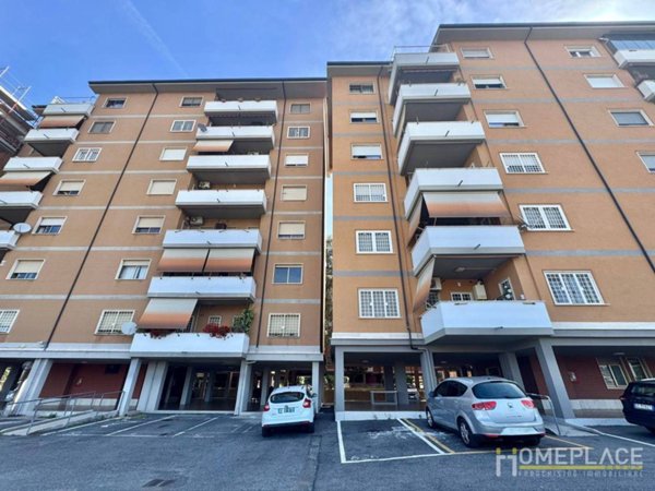 appartamento in vendita a Roma in zona Torre Maura