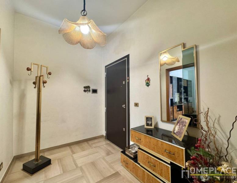 appartamento in vendita a Roma in zona Torre Spaccata
