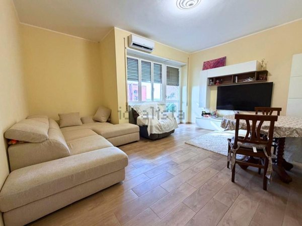 appartamento in vendita a Roma in zona Acilia