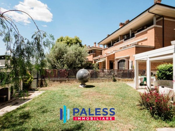casa indipendente in vendita a Roma in zona Trigoria