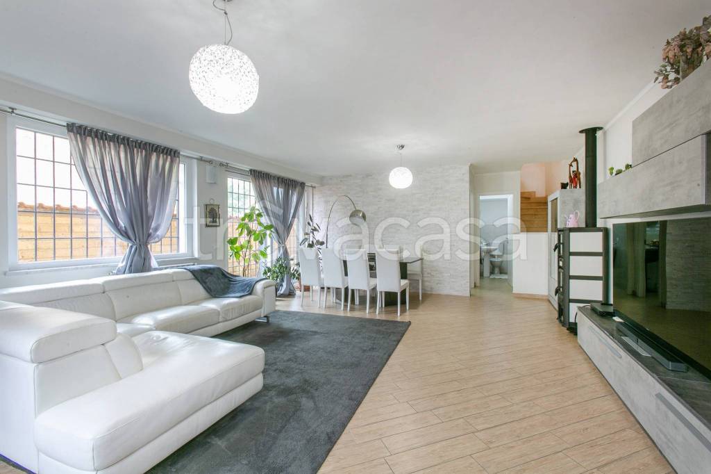 casa indipendente in vendita a Roma in zona Dragona/Bagnoletto