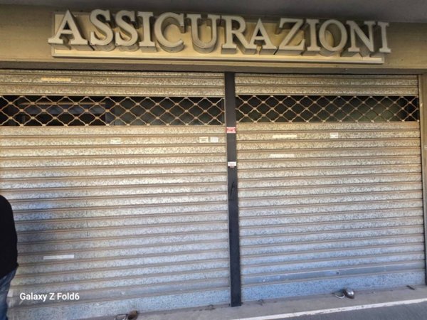 negozio in vendita a Roma in zona Acilia