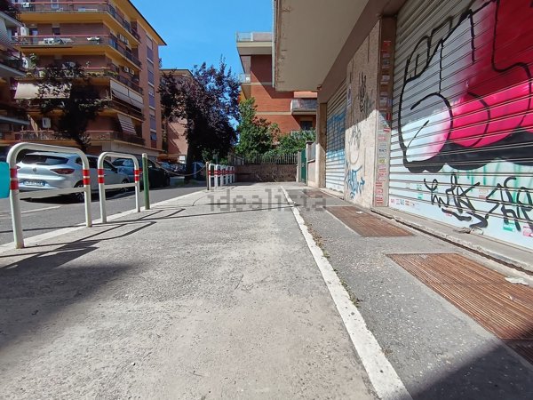 appartamento in vendita a Roma in zona Don Bosco
