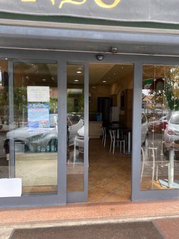negozio in vendita a Roma in zona Casal Morena