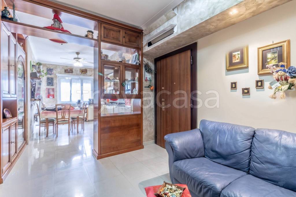 appartamento in vendita a Roma in zona Prenestino-Centocelle