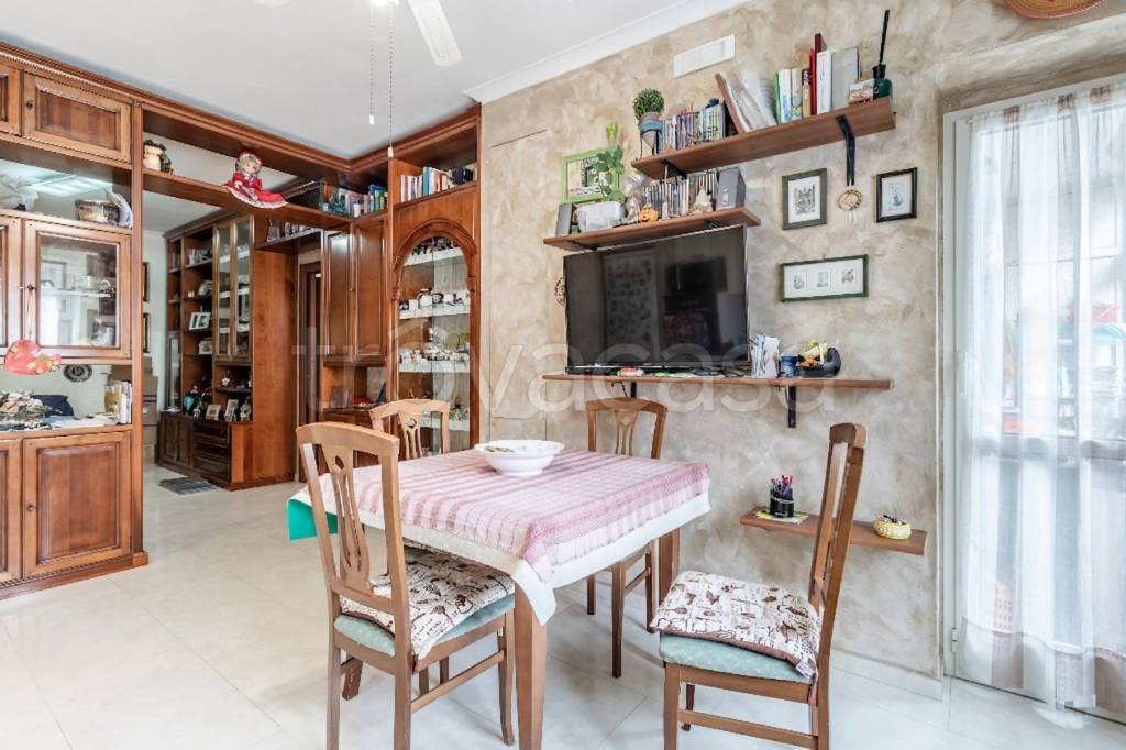 appartamento in vendita a Roma in zona Prenestino-Centocelle