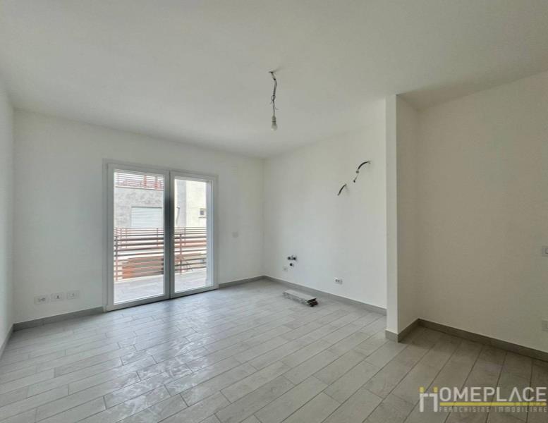 appartamento in vendita a Roma in zona Torre Angela