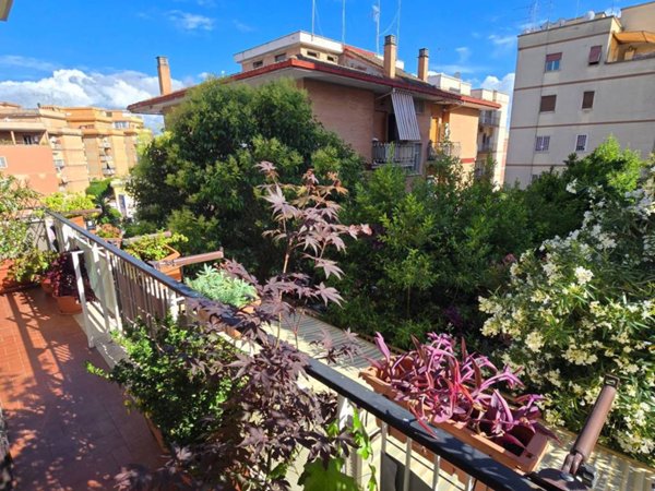 appartamento in vendita a Roma in zona Torrevecchia