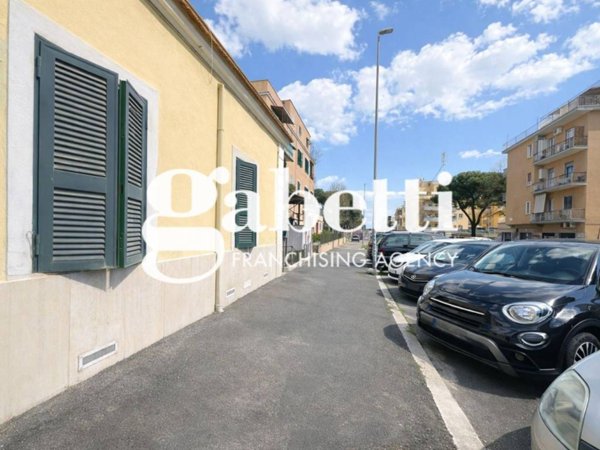 appartamento in vendita a Roma in zona Prenestino-Centocelle