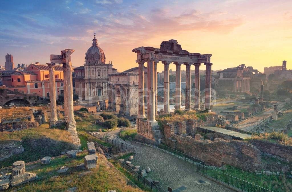 negozio in vendita a Roma in zona Ludovisi/Sallustiano
