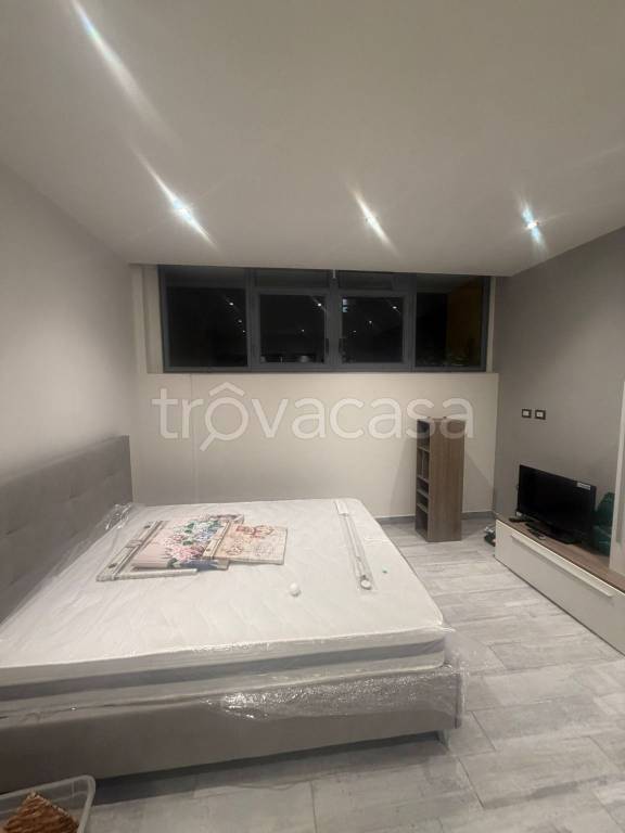 appartamento in vendita a Roma in zona Colle del Sole