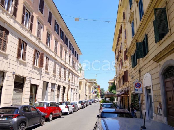 negozio in vendita a Roma in zona Trieste