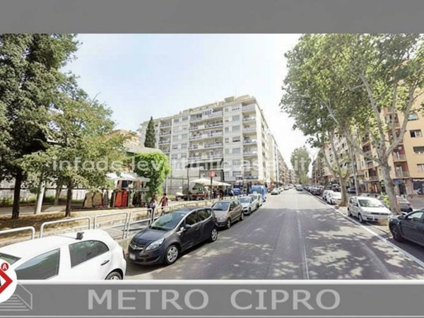 appartamento in vendita a Roma in zona Rione Prati