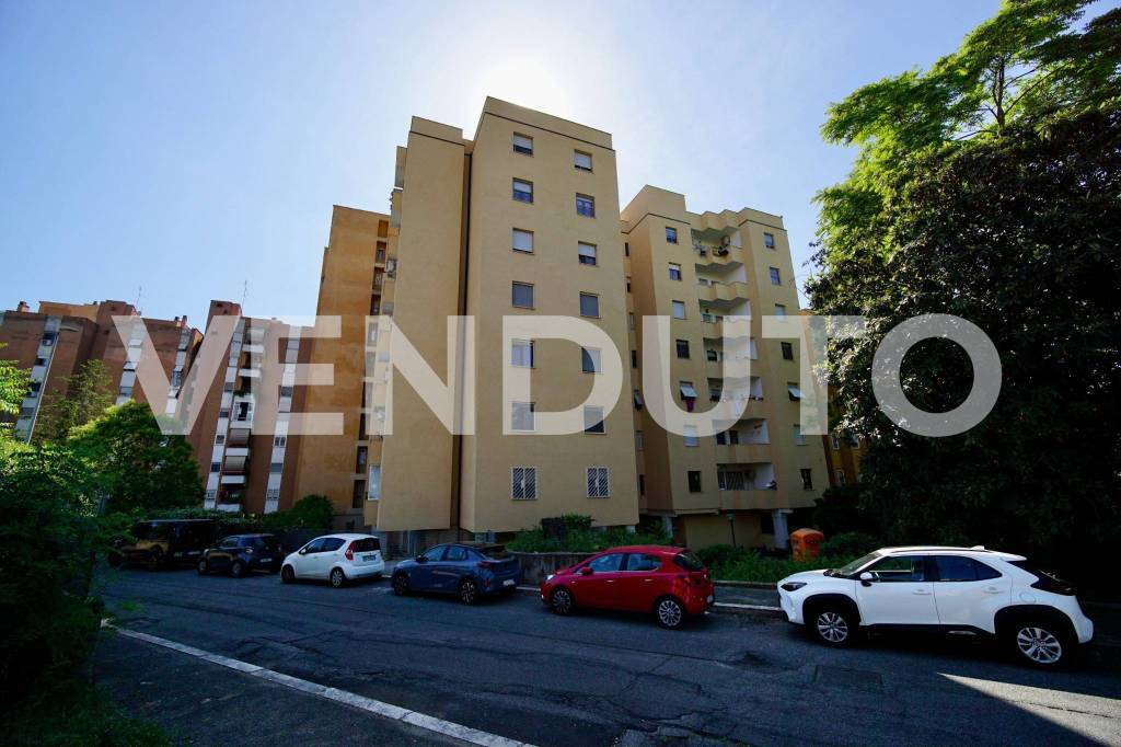 appartamento in vendita a Roma in zona Ponte Mammolo