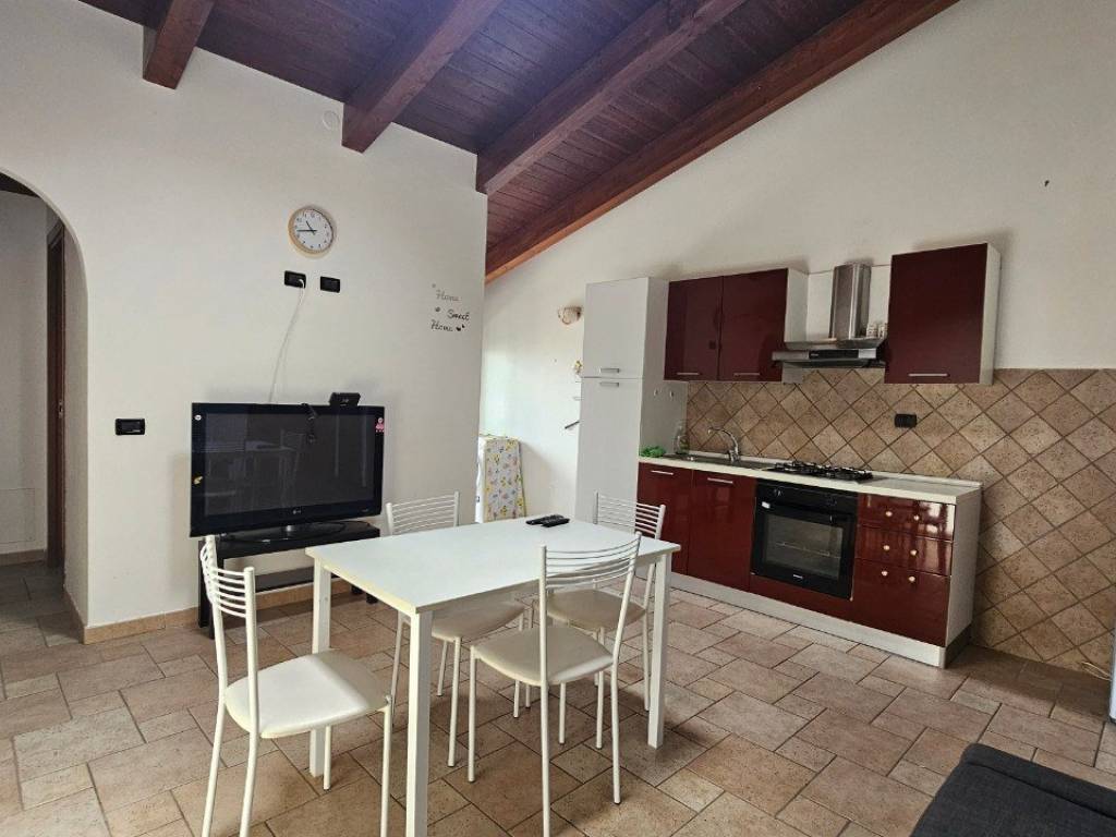 appartamento in vendita a Roma in zona Castelverde