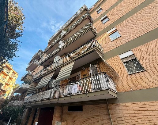 appartamento in vendita a Roma in zona Gianicolense