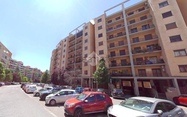 appartamento in vendita a Roma in zona Tor de' Cenci